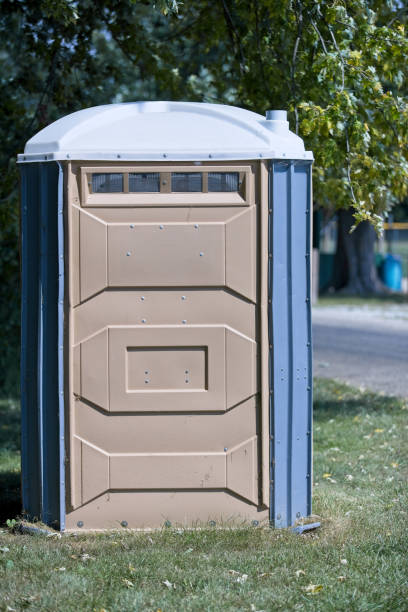 Best Portable restroom trailer rental  in Crestline, OH